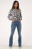Fabienne Chapot Eva mid waist flared jeans met medium wassing online kopen